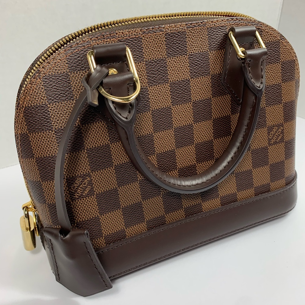 Louis Vuitton Alma BB Damier